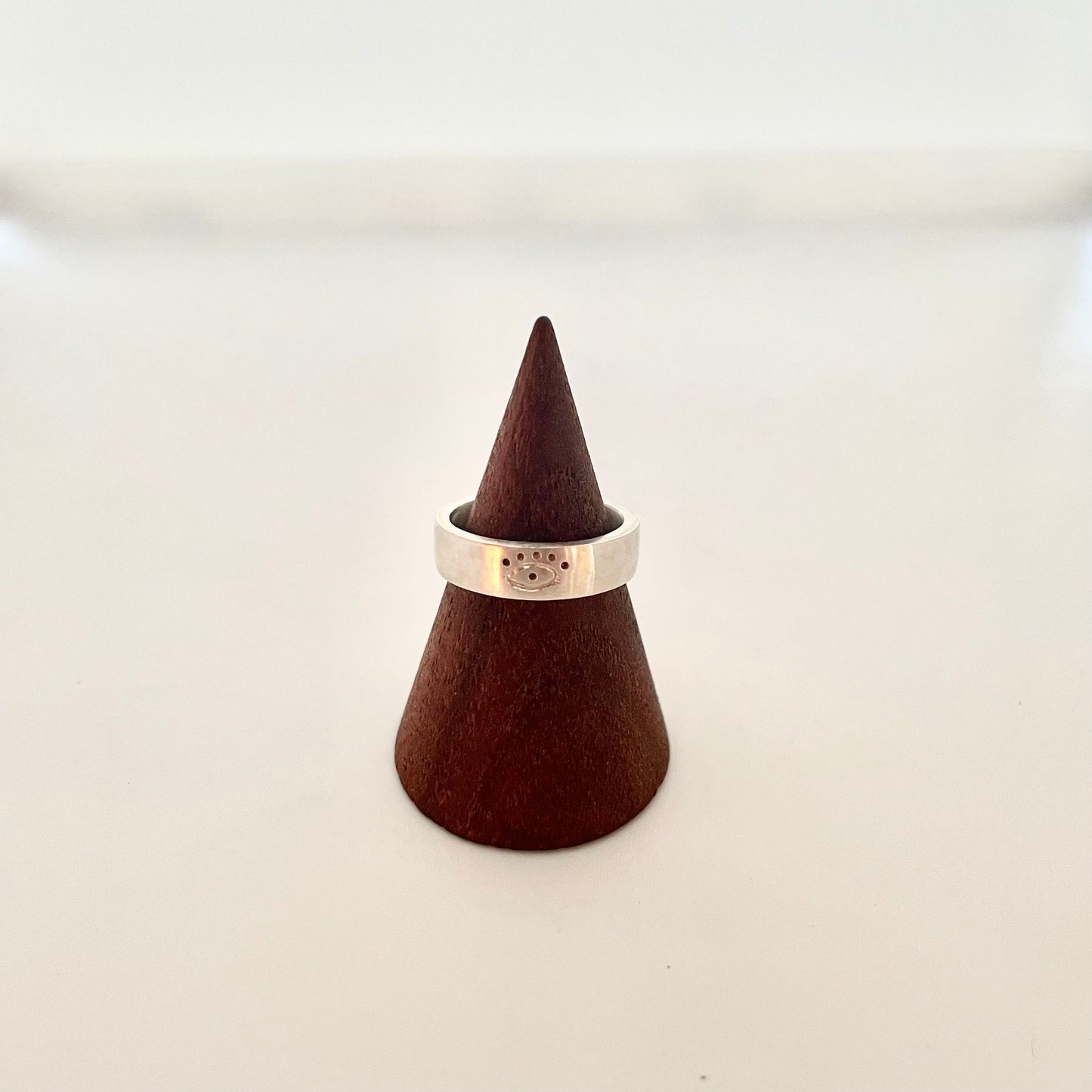 《第三の目 Pinky Ring》